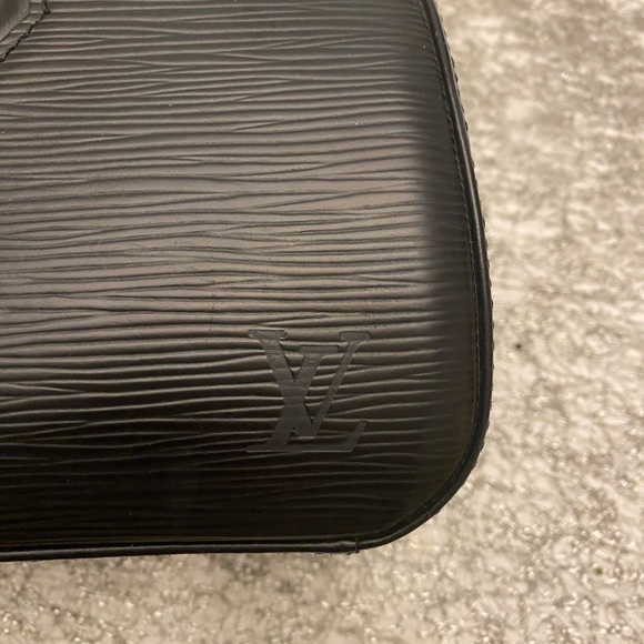 100% Authentic designer bag - Picture 3 of 5